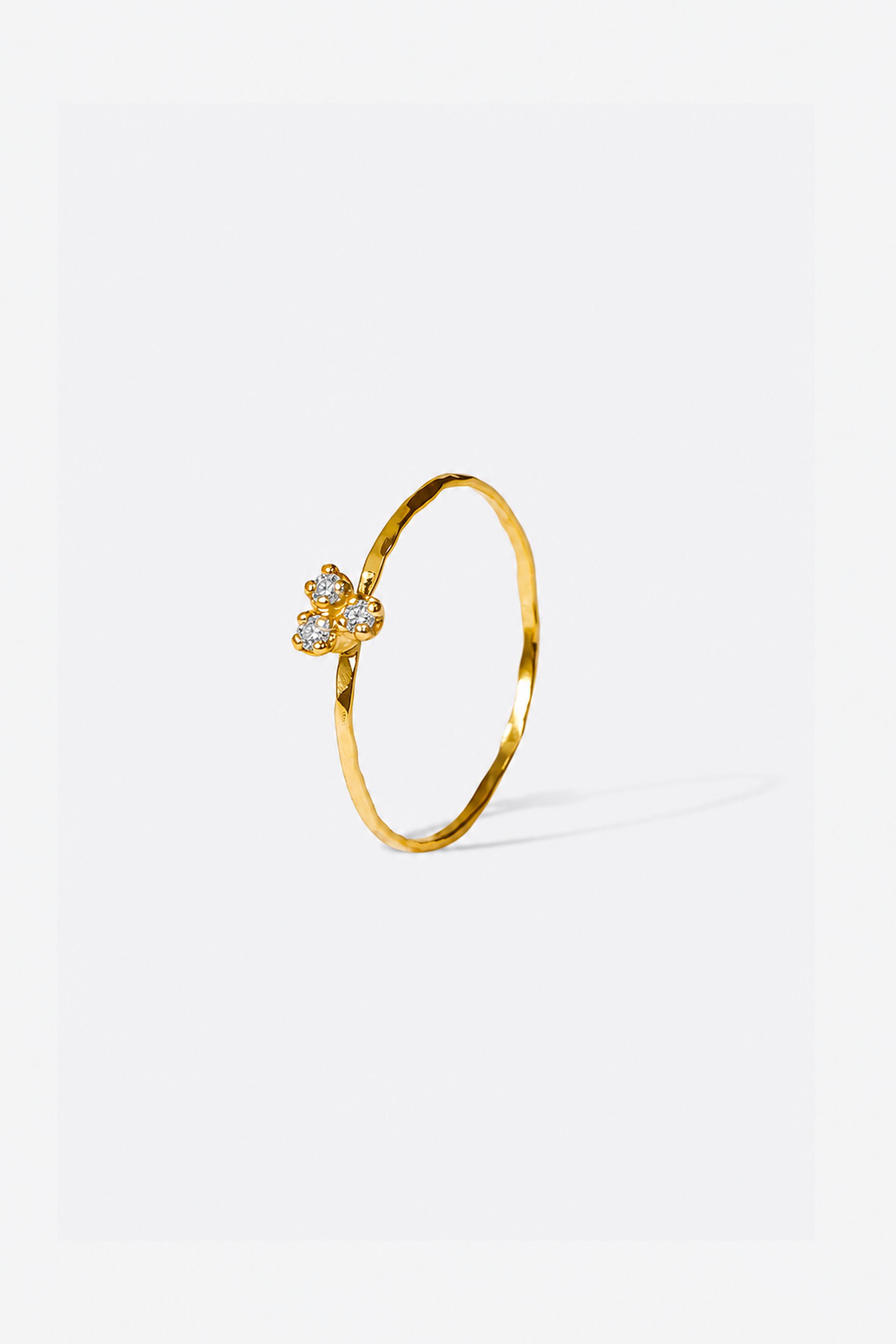 OLYMPE RING SET WITH THREE DIAMONDS