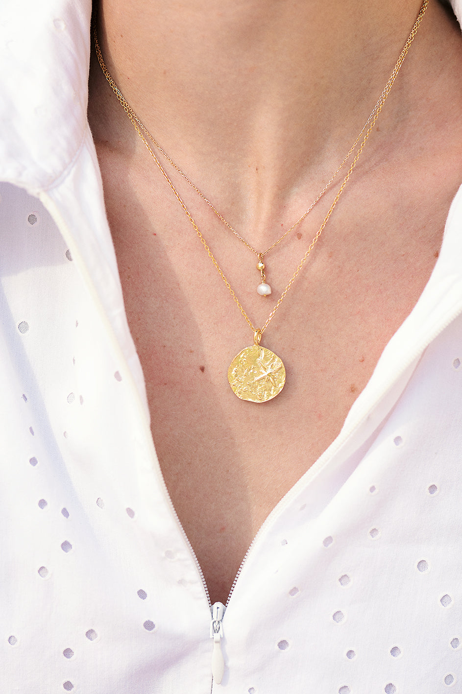 COLLIER ADAM