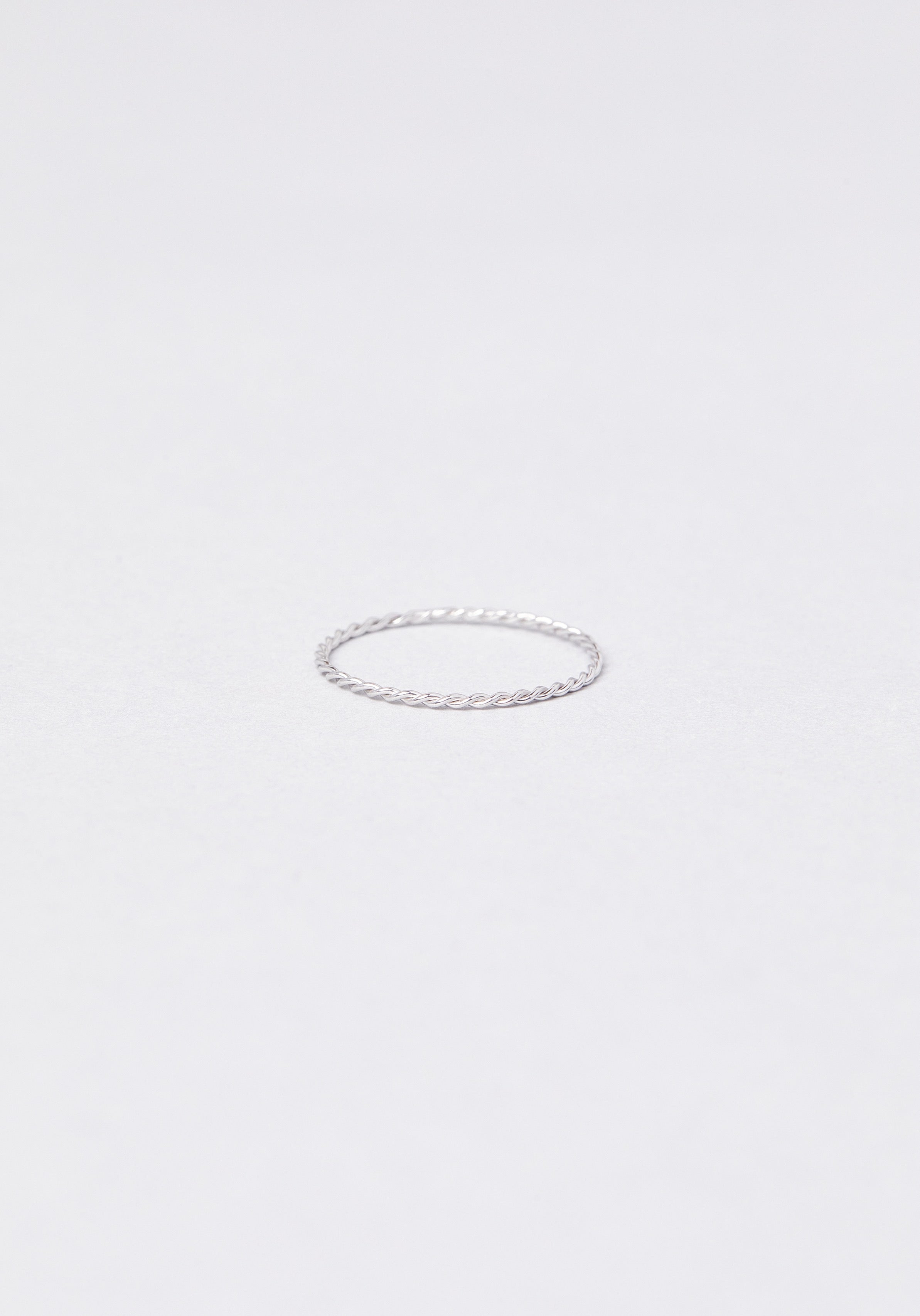 Twisted Olympus ring - Monsieur Paris