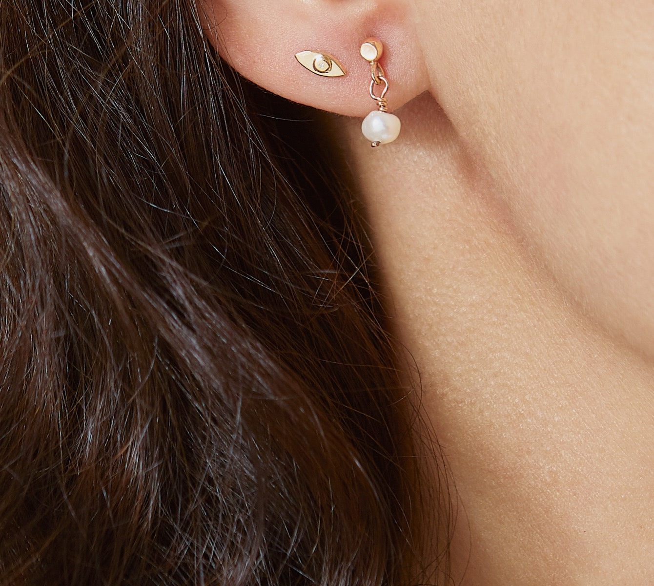 Tia or
Gabin flea market